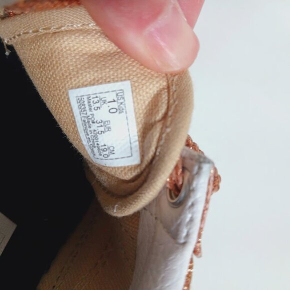 VANS Old Skool Girls Party Glitter Gold Black Sneakers Size 1 - Picture 2 of 6